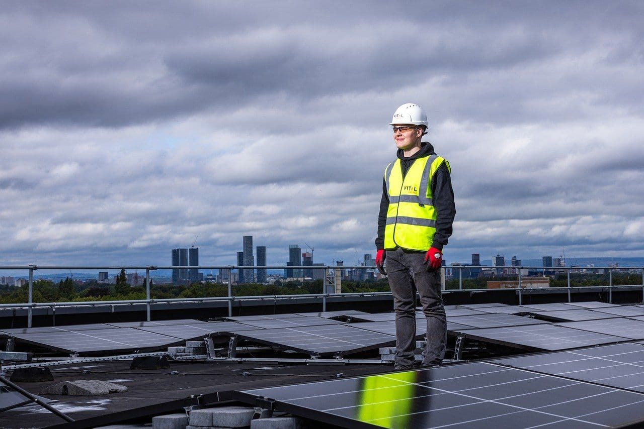 Best Practices for Maintaining Your Commercial Solar Panels